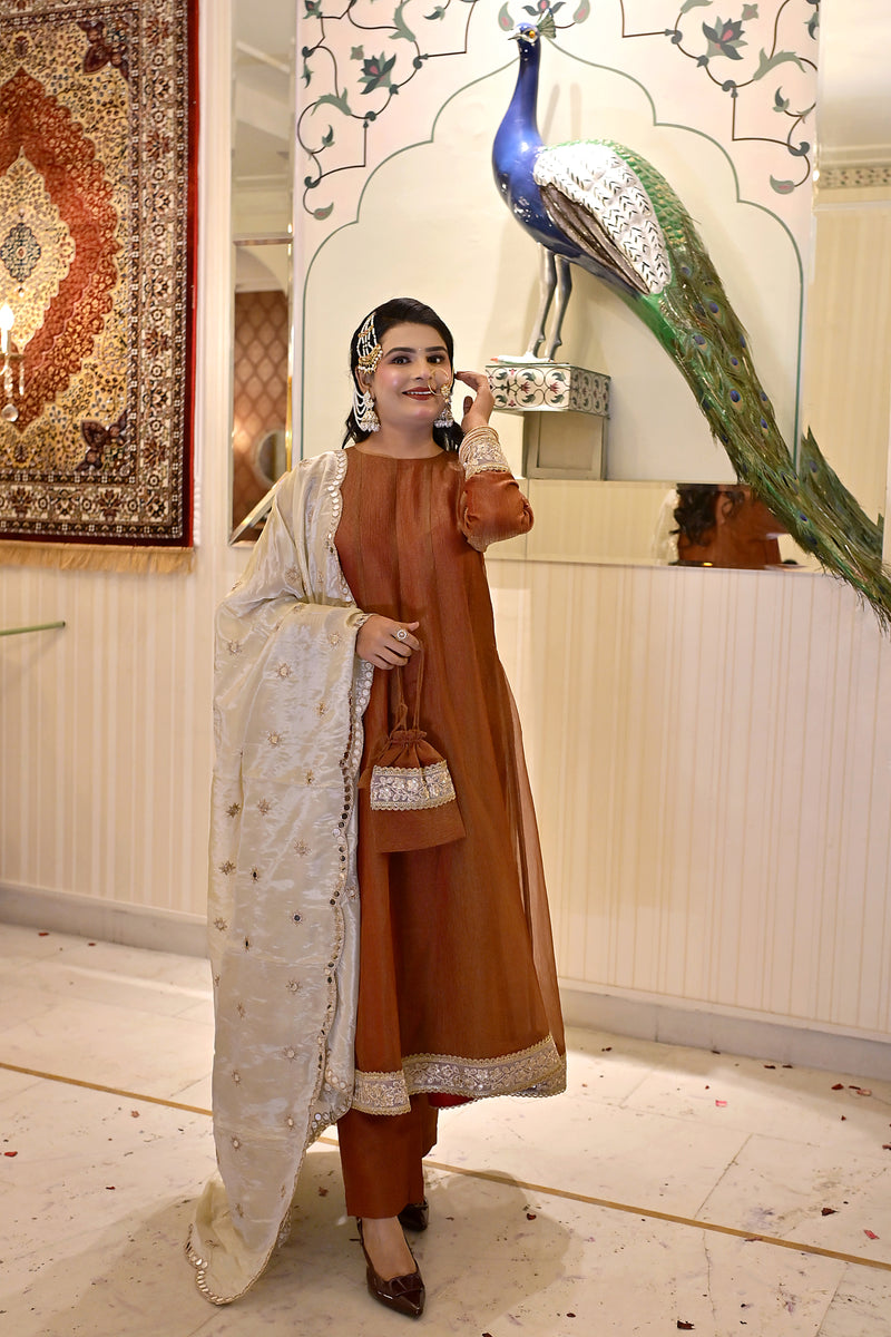 Rust-e-Noor